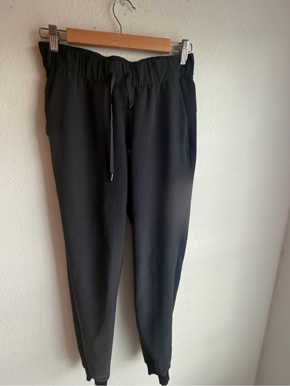 lululemon athletica Black Women's Jogger Pants with Drawstring Waist